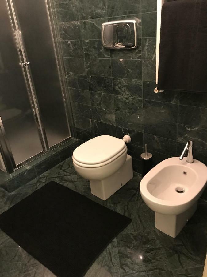 Sweethome Crispi Рим Екстер'єр фото